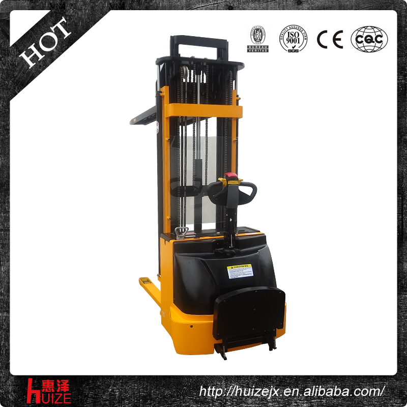 全電動(dòng)堆高車(chē)(三門(mén)架) 全電動(dòng)堆高車(chē)(三門(mén)架)